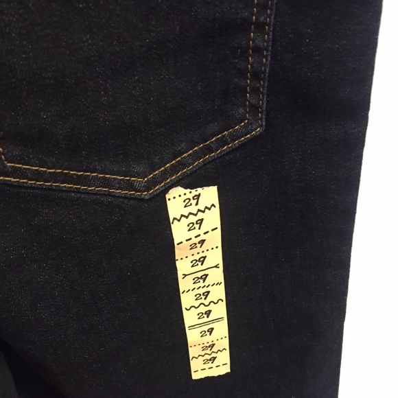 BDG Demin Jeans - Picture 3 of 4